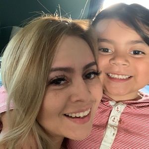 Meet your Posher, Azucena